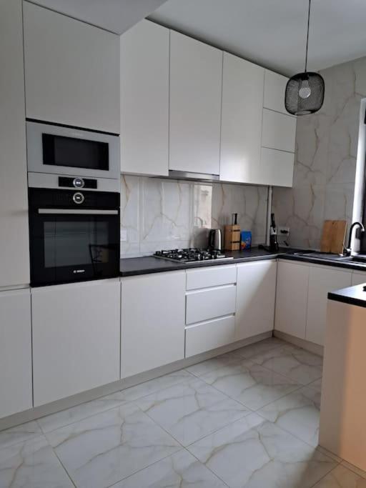 Classy Apartment With Parking In The City Center Bükreş Dış mekan fotoğraf