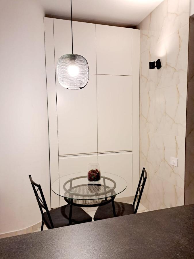 Classy Apartment With Parking In The City Center Bükreş Dış mekan fotoğraf